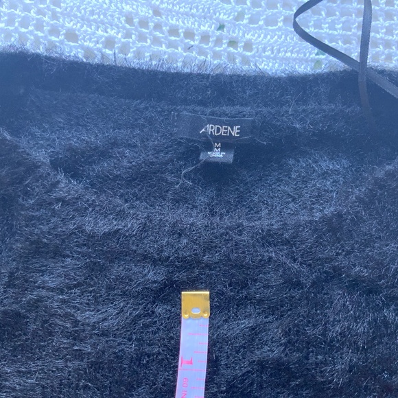 Size M Ardene Fluffy Sweater - Picture 4 of 5